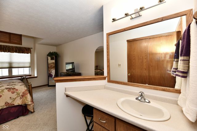 9411 Wimbledon Court N, Indianapolis, IN 46250