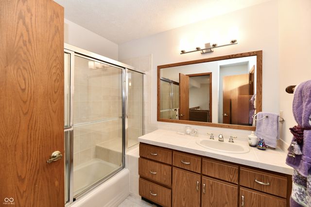 9411 Wimbledon Court N, Indianapolis, IN 46250