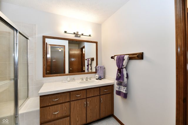 9411 Wimbledon Court N, Indianapolis, IN 46250