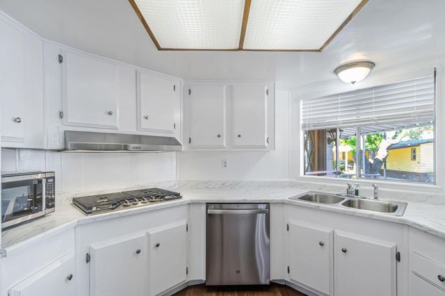 316 Los Encinos St 316, San Jose, CA 95134