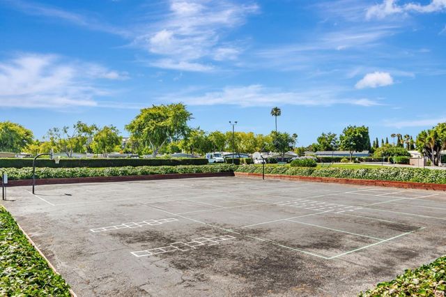 316 Los Encinos St 316, San Jose, CA 95134