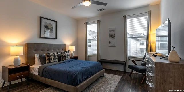 1000 Fort Worth Ave Apt 113, Dallas, TX 75208