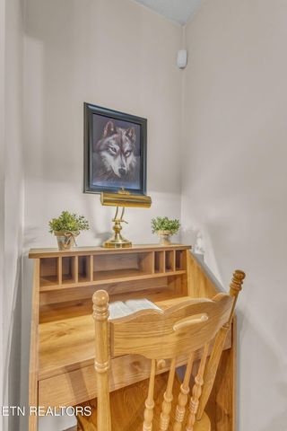 3042 Crestview Court, Sevierville, TN 37862