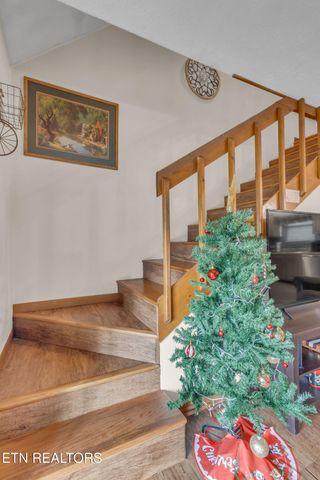 3042 Crestview Court, Sevierville, TN 37862