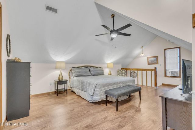 3042 Crestview Court, Sevierville, TN 37862