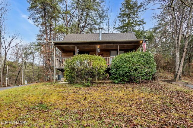 3042 Crestview Court, Sevierville, TN 37862