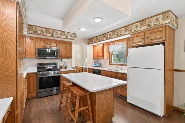 N7992 988th Street, River Falls, WI 54022