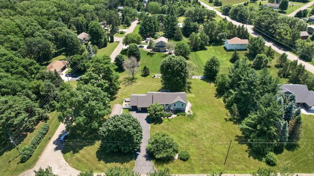 N7992 988th Street, River Falls, WI 54022