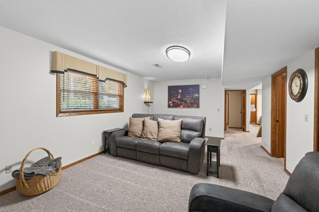 N7992 988th Street, River Falls, WI 54022
