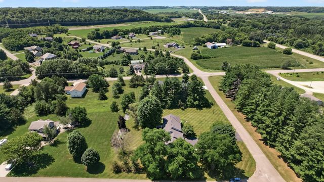N7992 988th Street, River Falls, WI 54022
