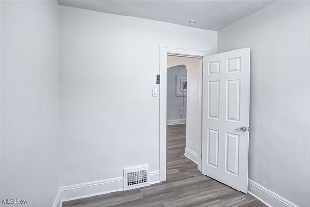 19901 Pawnee Avenue, Cleveland, OH 44119