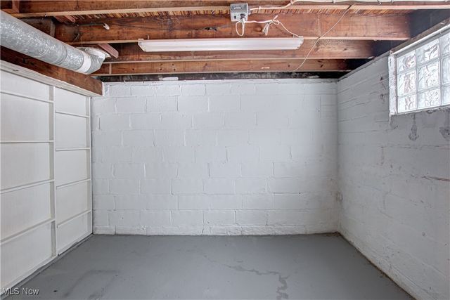 19901 Pawnee Avenue, Cleveland, OH 44119