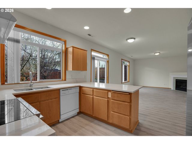 14843 Se MARCI Way, Clackamas, OR 97015