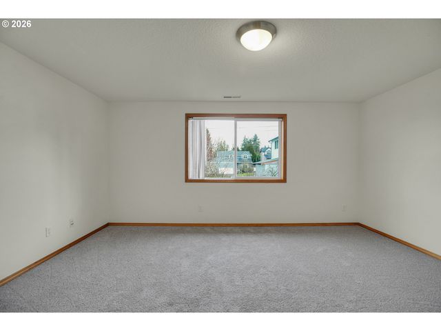 14843 Se MARCI Way, Clackamas, OR 97015