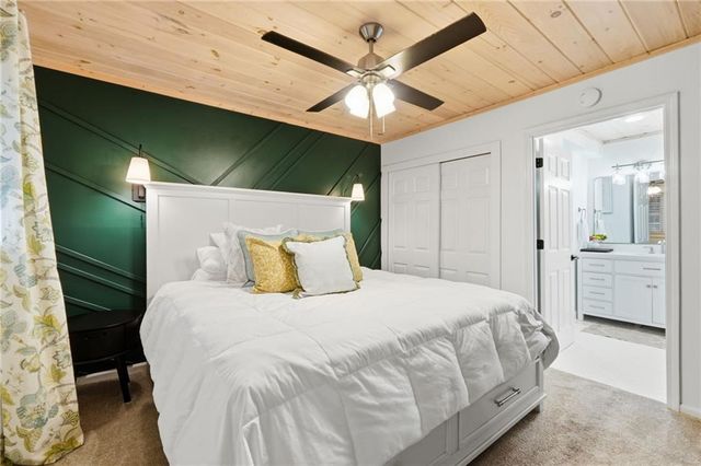 903 Pine Circle, Woodstock, GA 30189