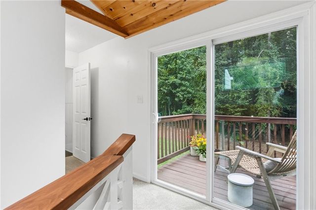 903 Pine Circle, Woodstock, GA 30189