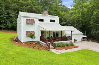 903 Pine Circle, Woodstock, GA 30189