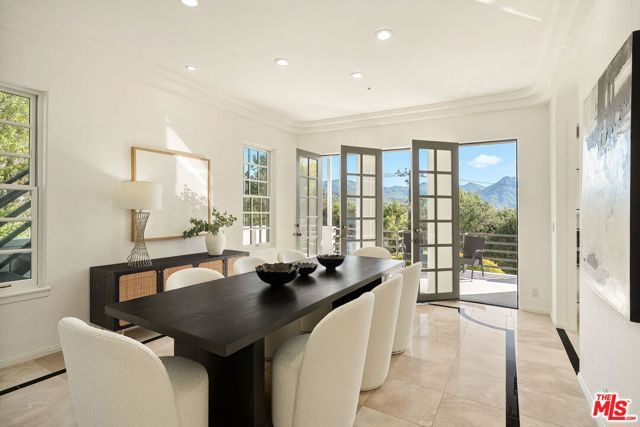283 Lake Sherwood Drive, Lake Sherwood, CA 91361