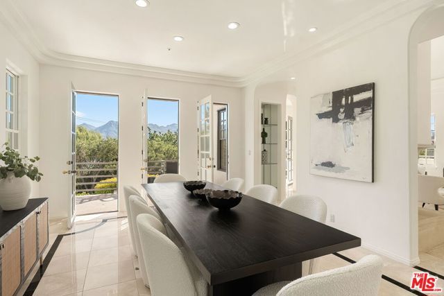 283 Lake Sherwood Drive, Lake Sherwood, CA 91361