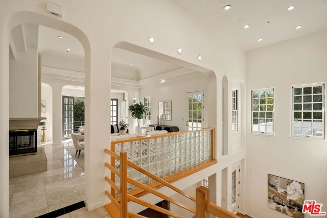 283 Lake Sherwood Drive, Lake Sherwood, CA 91361