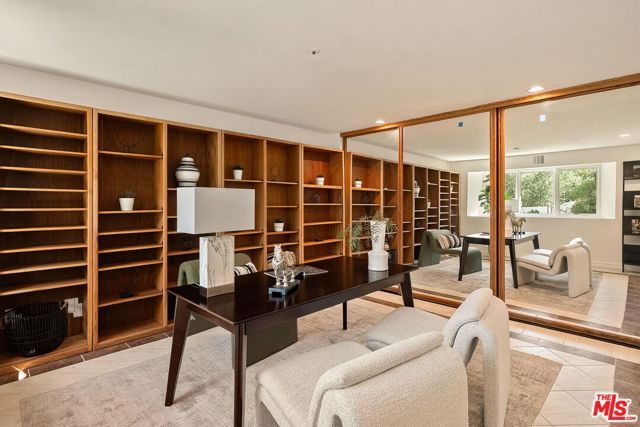 283 Lake Sherwood Drive, Lake Sherwood, CA 91361
