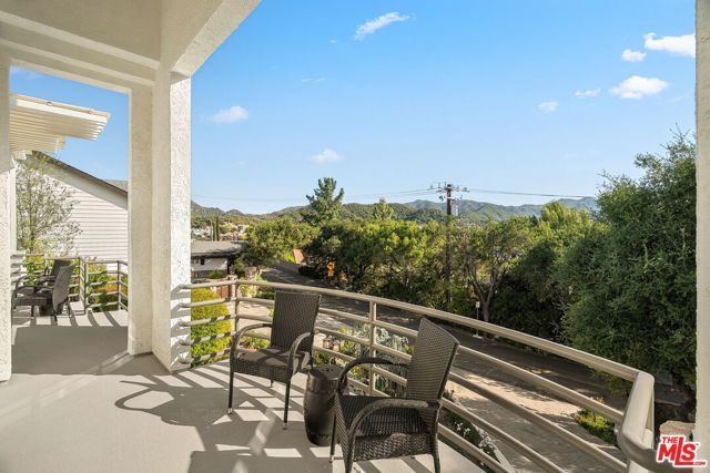 283 Lake Sherwood Drive, Lake Sherwood, CA 91361