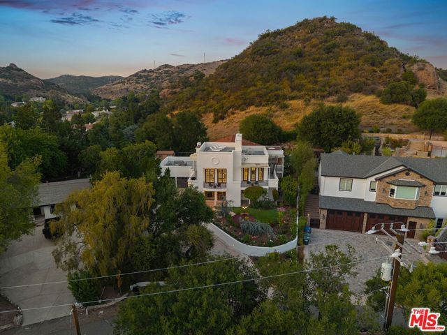 283 Lake Sherwood Drive, Lake Sherwood, CA 91361