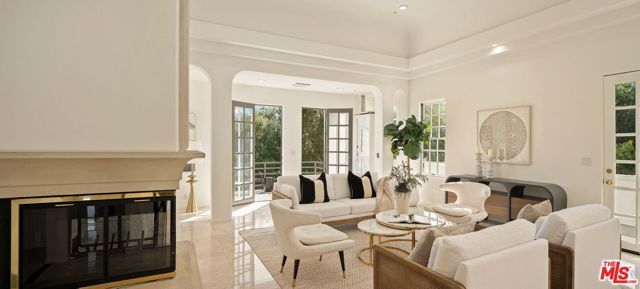 283 Lake Sherwood Drive, Lake Sherwood, CA 91361