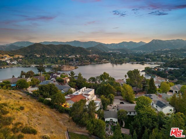 283 Lake Sherwood Drive, Lake Sherwood, CA 91361