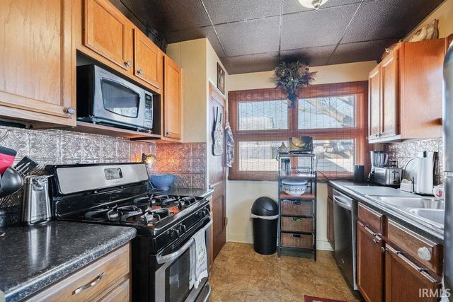 419 W Defenbaugh Street, Kokomo, IN 46902