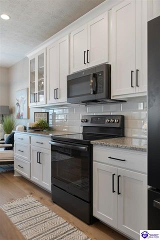 200 Gaston Circle, Elizabethtown, KY 42701