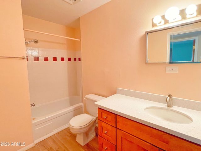 1515 W Huntington Drive, Tempe, AZ 85282