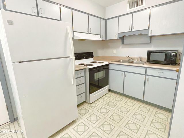 1515 W Huntington Drive, Tempe, AZ 85282