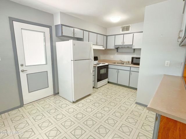 1515 W Huntington Drive, Tempe, AZ 85282