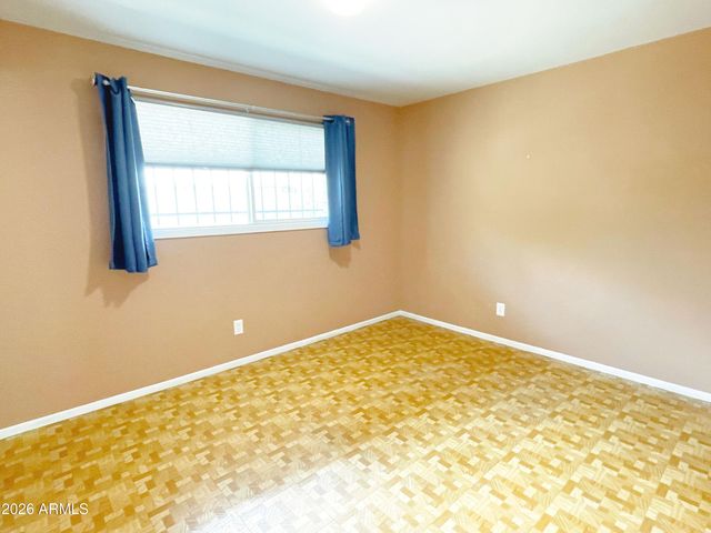 1515 W Huntington Drive, Tempe, AZ 85282