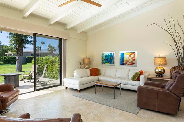 2033 E El Alameda, Palm Springs, CA 92262