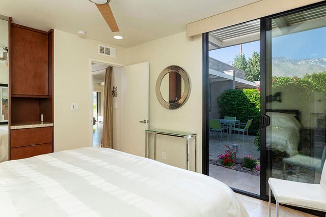 2033 E El Alameda, Palm Springs, CA 92262