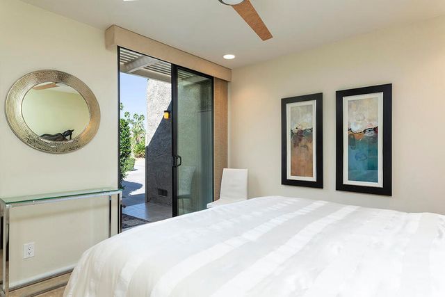 2033 E El Alameda, Palm Springs, CA 92262