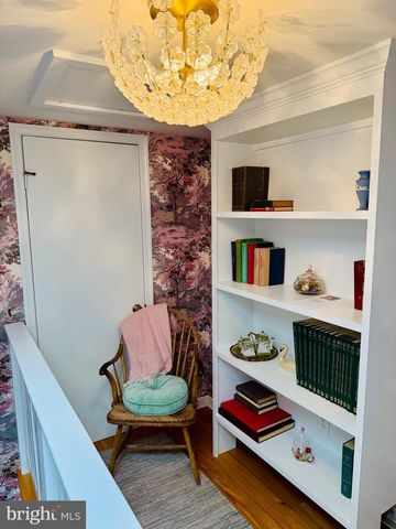 301 WASHINGTON ST S, Easton, MD 21601