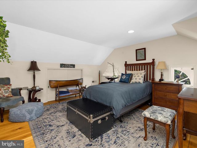 301 WASHINGTON ST S, Easton, MD 21601