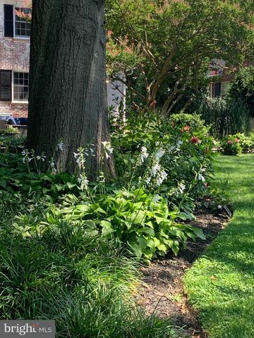 301 WASHINGTON ST S, Easton, MD 21601