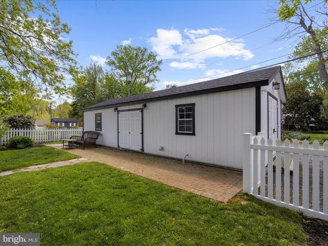 301 WASHINGTON ST S, Easton, MD 21601