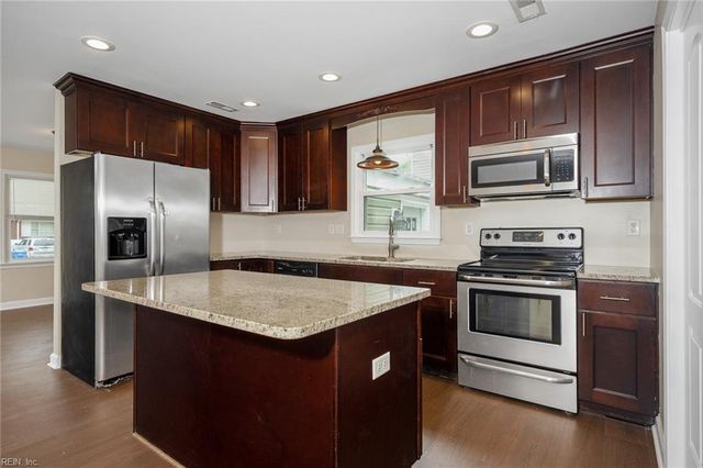2205 Wildwood RD, Chesapeake, VA 23323