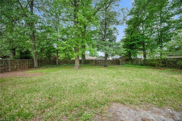 2205 Wildwood RD, Chesapeake, VA 23323