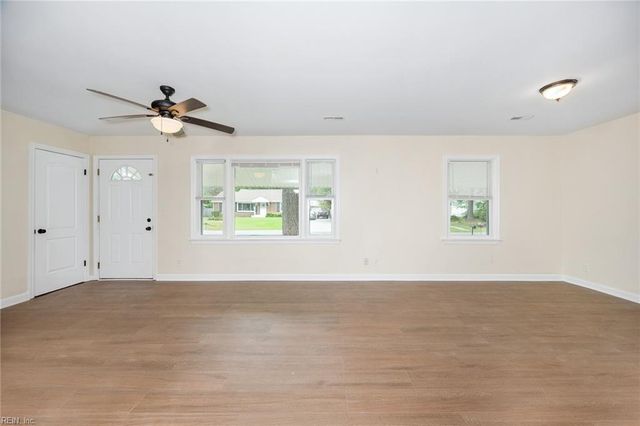 2205 Wildwood RD, Chesapeake, VA 23323