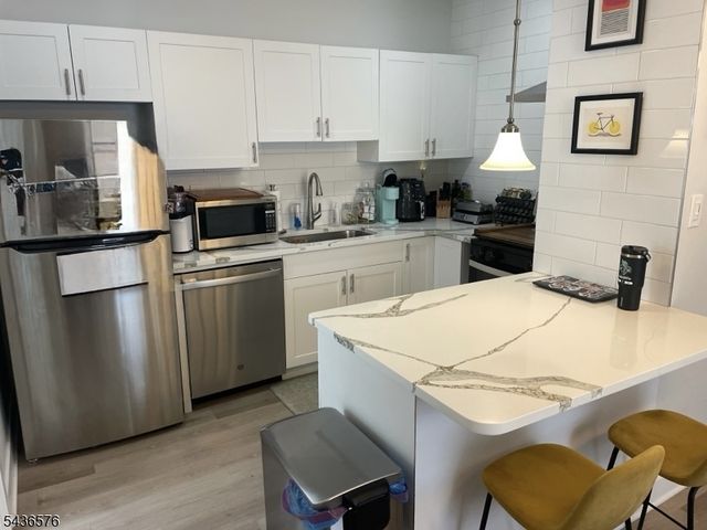 96 Hillside Ave, Nutley Twp., NJ 07110
