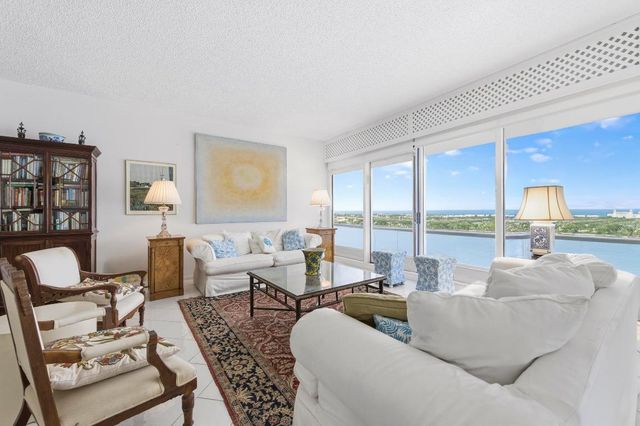 529 S Flagler Drive Th5f, West Palm Beach, FL 33401