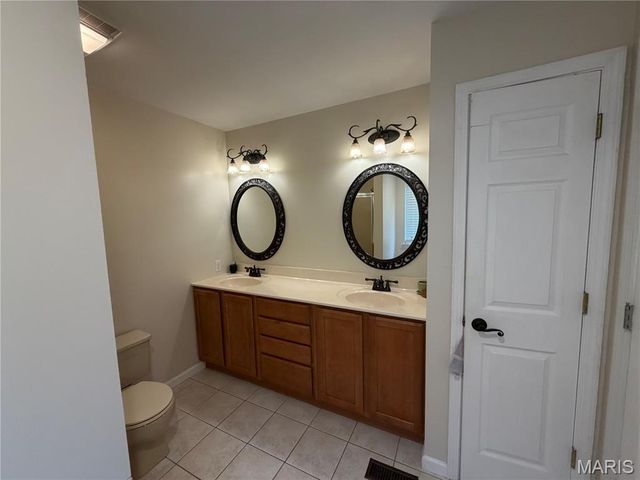 78 Nicole Court, Lake St Louis, MO 63367