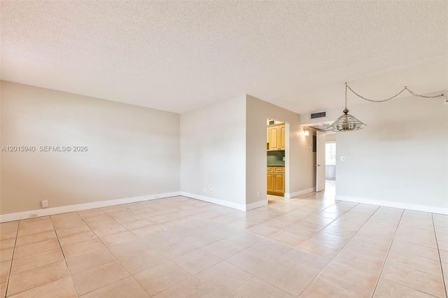 13355 SW 9th Ct 104H, Pembroke Pines, FL 33027