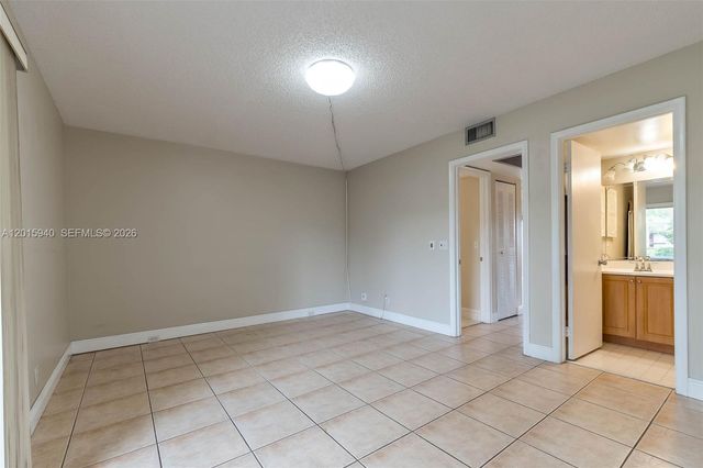 13355 SW 9th Ct 104H, Pembroke Pines, FL 33027